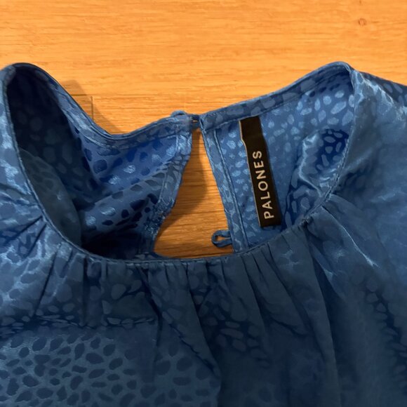 Wolf and Badger Palones Tiered Satin Jacquard Maxi Dress Blue Size 6 - Picture 5 of 7